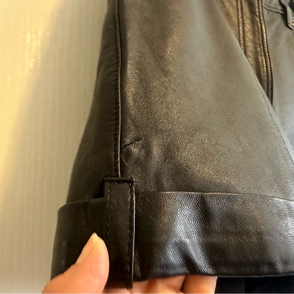 THE KOOPLES Paris Lambskin Shorts. Size: 1 🖤 - Picture 14 of 16